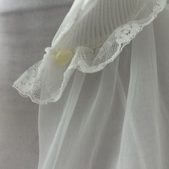 Vintage Sheer White Blouse - Picture 4 of 9